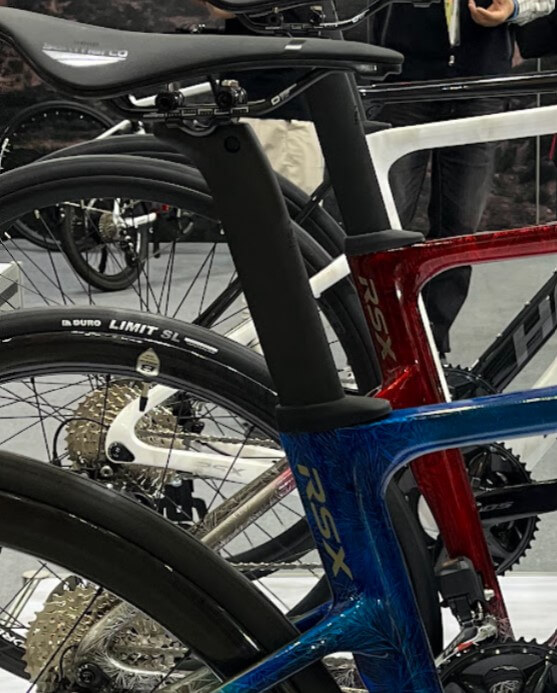 刀型座管,提供較多空力設計感覺