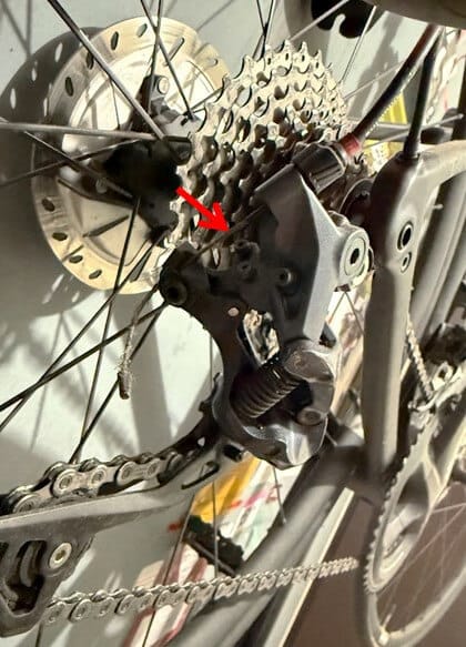 後變速器調整螺絲