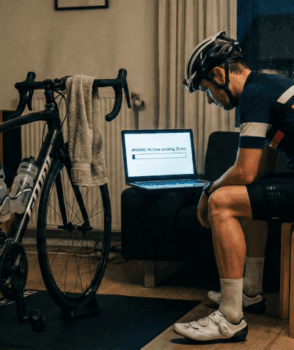 免費室內訓練軟體推薦：受夠了月費跟更新檔？PedaleOn 讓你在瀏覽器就能練！