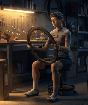 淘寶神輪 vs. 品牌大廠：你的下一組輪組，該賭人品還是刷卡？小P的良心碎念指南